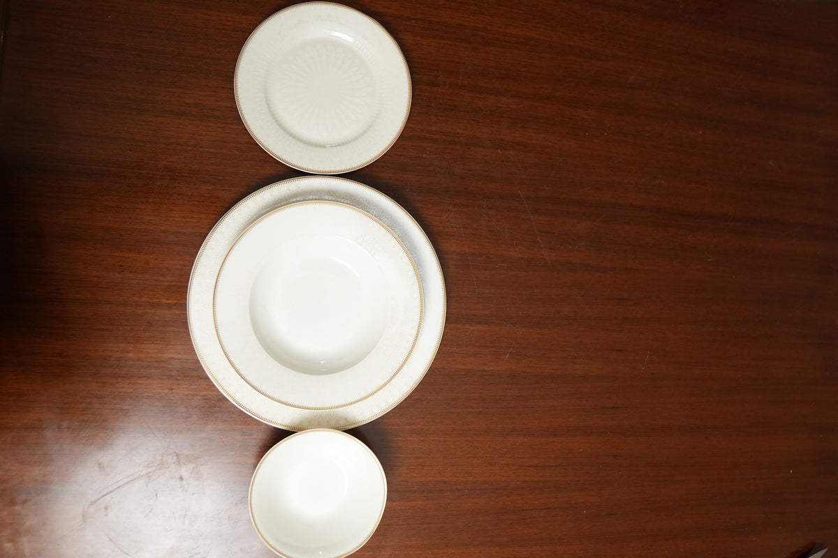 Ivory Lace Ceramic Dinner Plate Set of 2