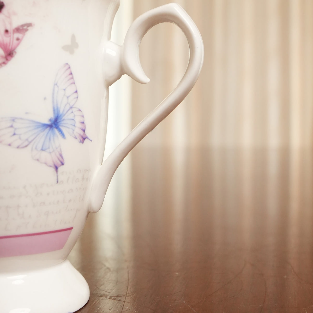 Butterfly Meadow Ceramic Mug with Round Gift Box
