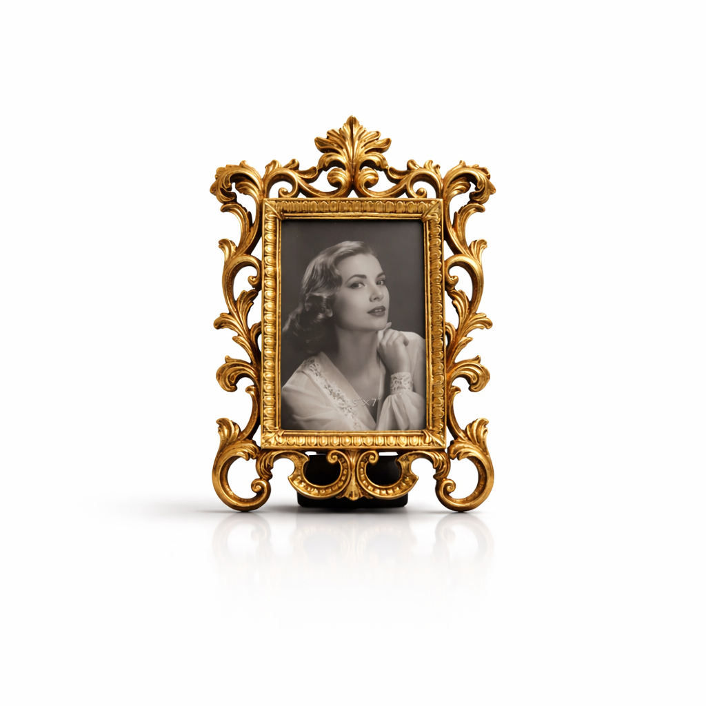 Classic Vintage Gold Photo Frame