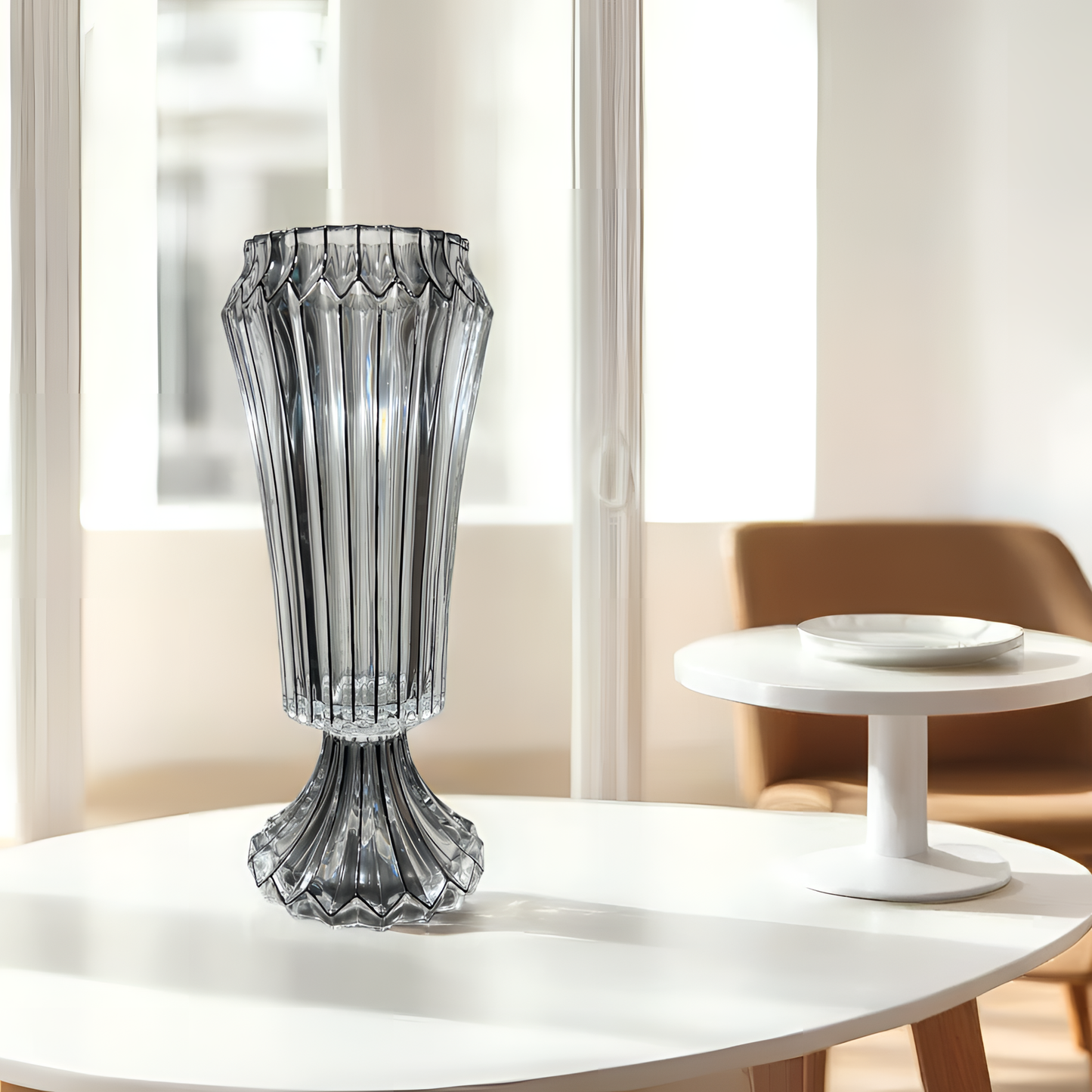 Luxury Crystal Vase on Pedestal (Medium)
