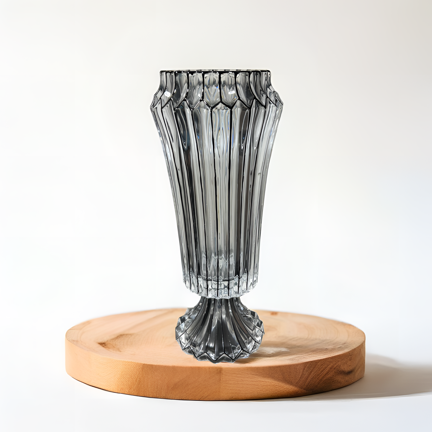 Luxury Crystal Vase on Pedestal (Medium)