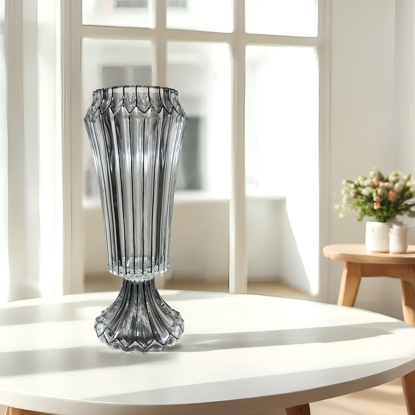 Luxury Crystal Vase on Pedestal (Medium)