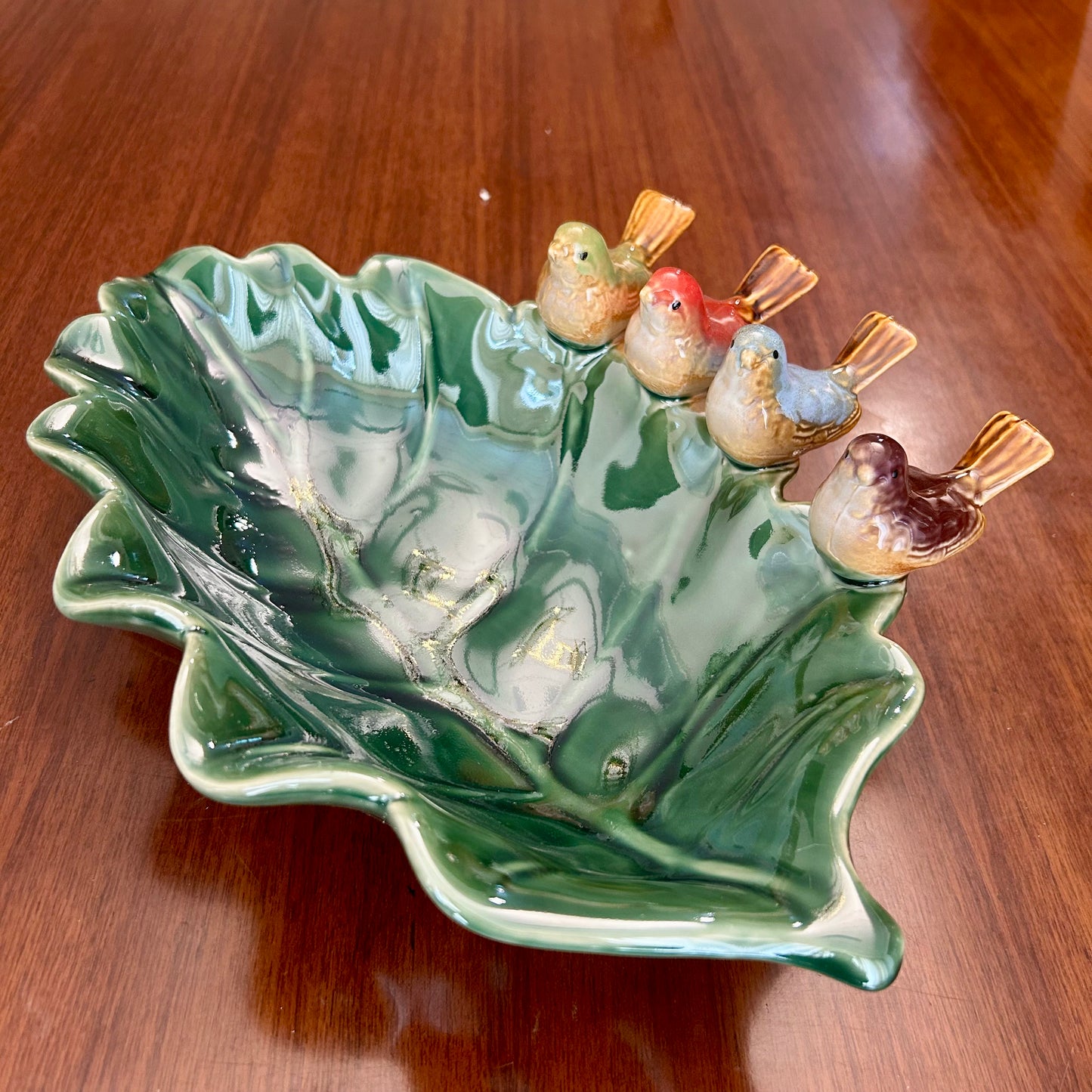Nature-Inspired Home Décor Ceramic Leaf Dishes & Bird Figurines