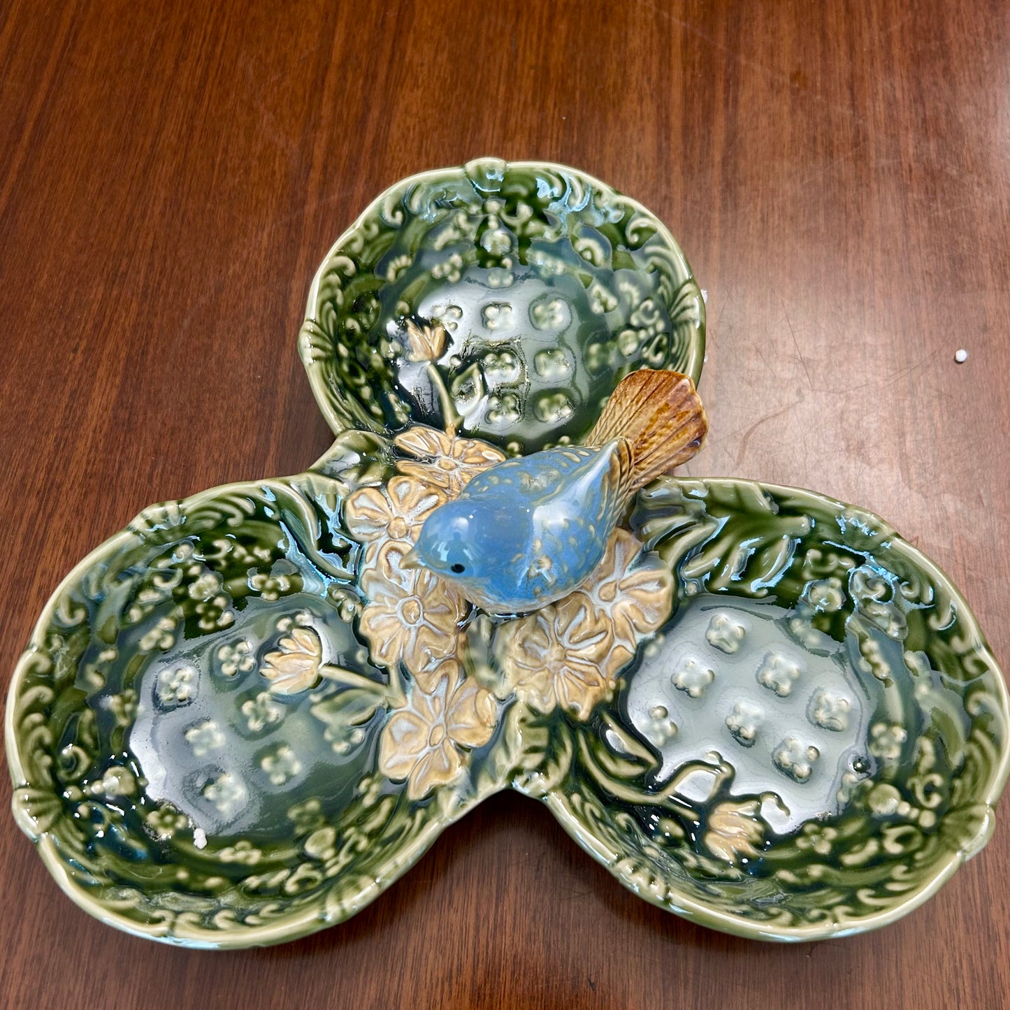 Ceramic Bird Dish & Nature-Inspired Home Décor Elegant Table Accents