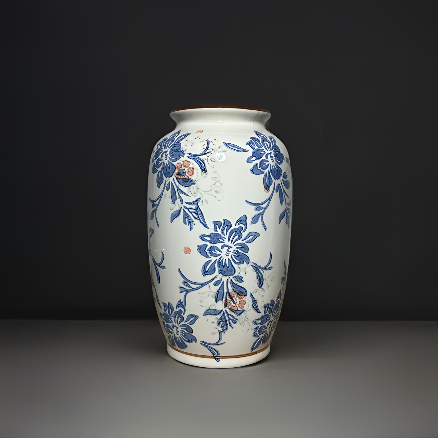 Grace in Bloom: Exquisite Floral Ceramic Vintage Vase (Medium)
