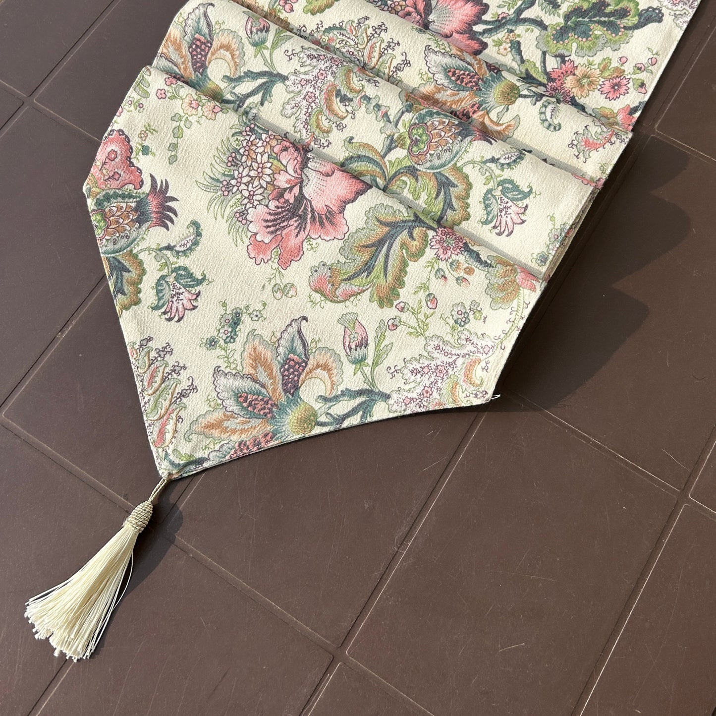 Vintage Bloom Floral Table Runner with Tassel (6 seater)