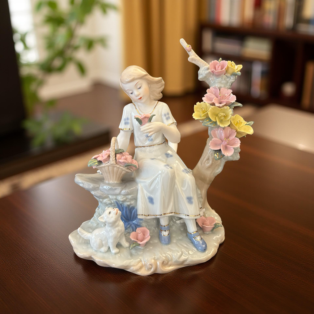 Fine Porcelain Girl with Flowers Figurine – Elegant Decorative Showpiece