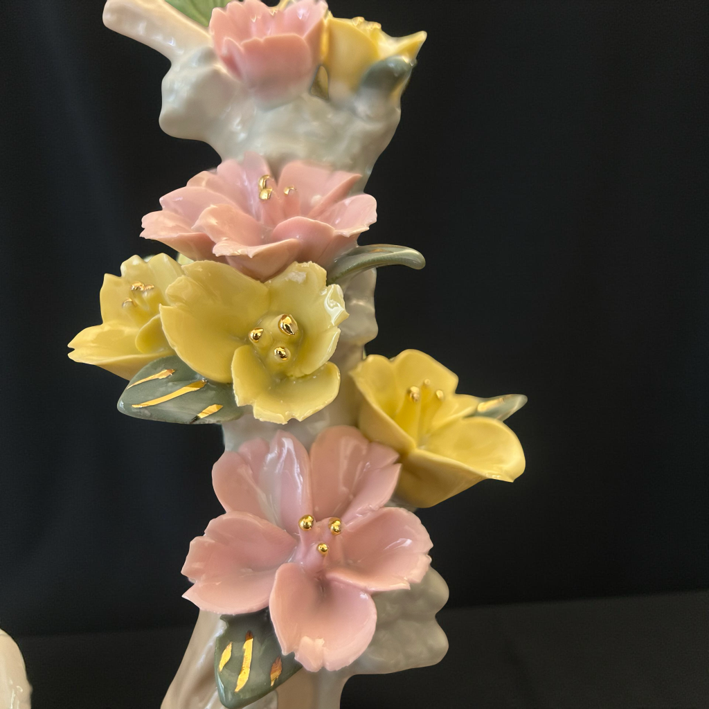 Fine Porcelain Girl with Flowers Figurine – Elegant Decorative Showpiece