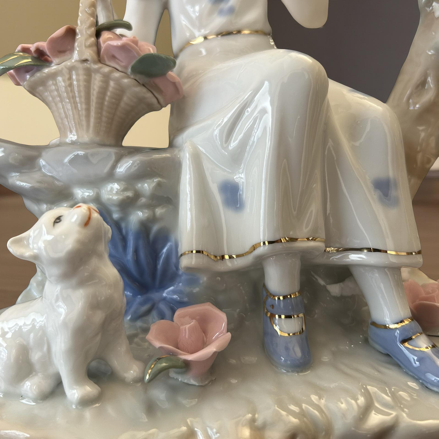 Fine Porcelain Girl with Flowers Figurine – Elegant Decorative Showpiece