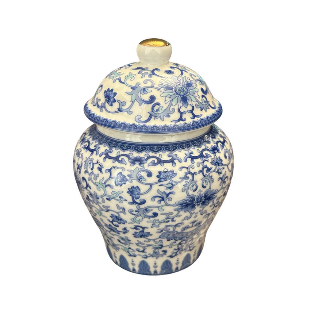 Blue and White Ginger Jar with Lid – Classic Oriental Decorative Piece