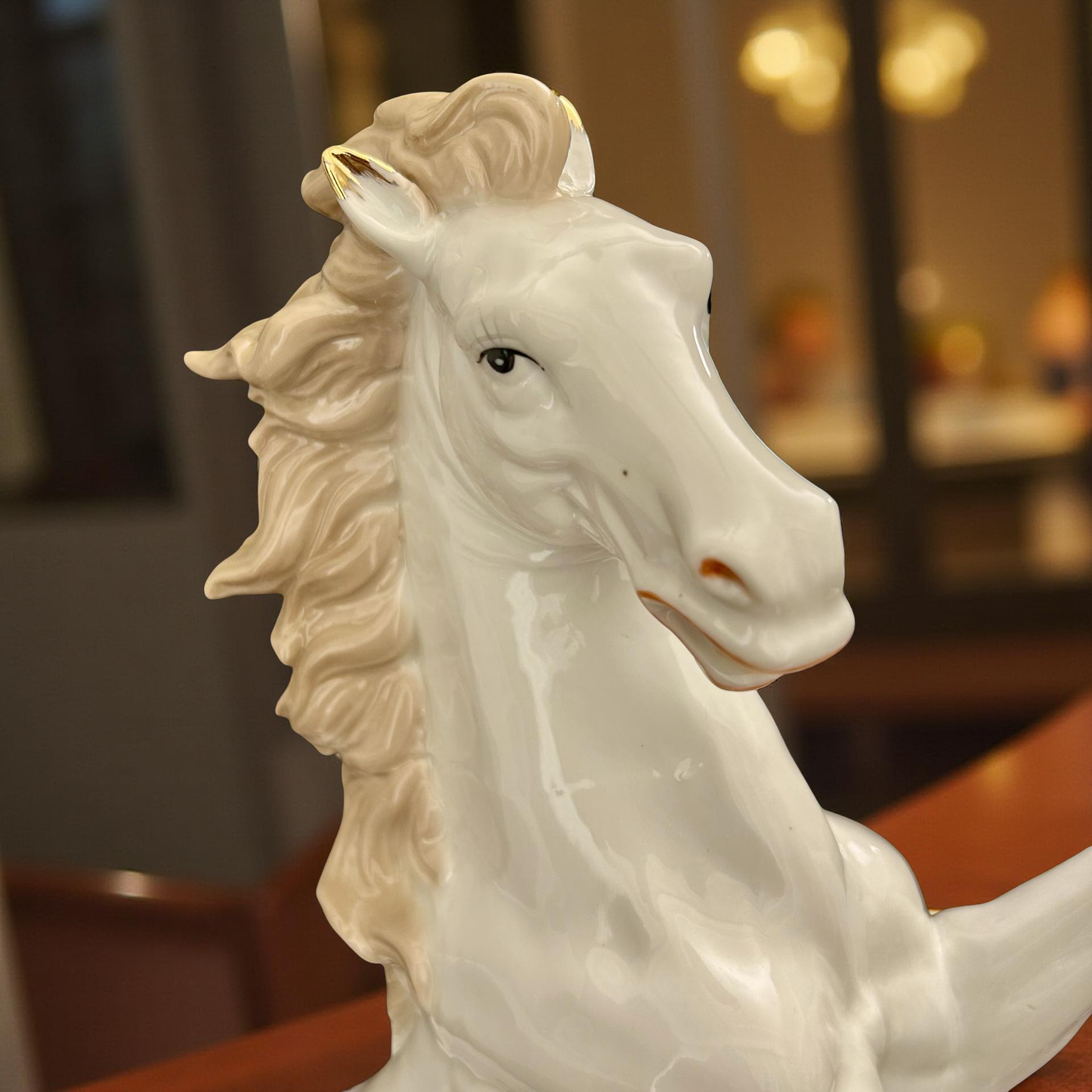 Majestic Rearing Horse Figurine – Elegant Handcrafted Decorative Showpiece