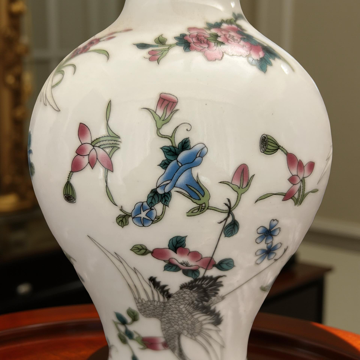 Handcrafted Ceramic Vase with Floral & Bird Motifs – Elegant Decorative Showpiece