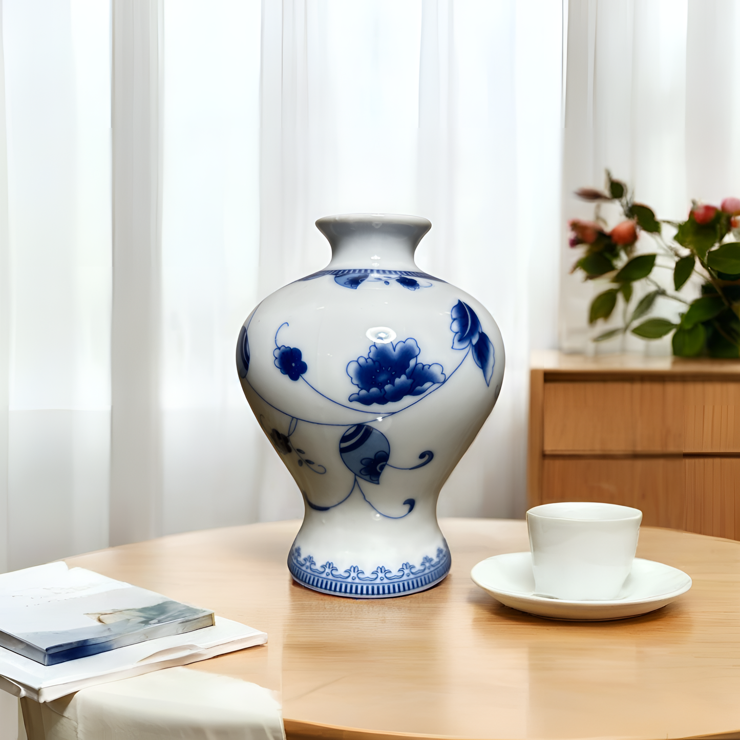 Oriental Elegance : Meiping Decoration Article (Small)