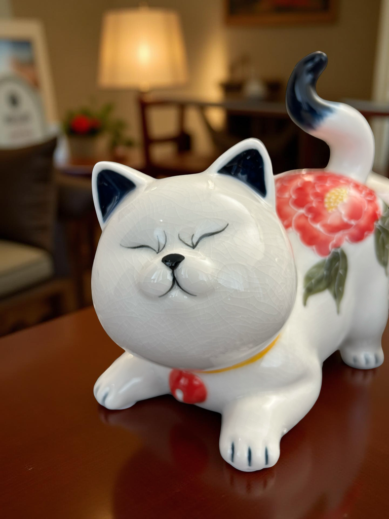 Handcrafted Ceramic Cat Showpieces Set of 2 – Elegant Home Décor Accents