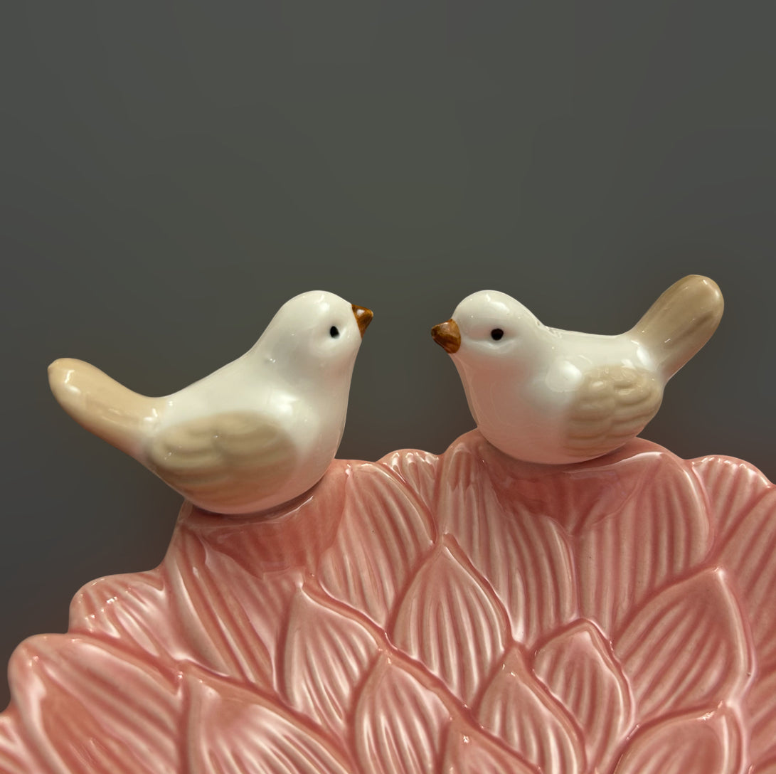 Elegant Ceramic Flower Pattern Dish with Bird Accents