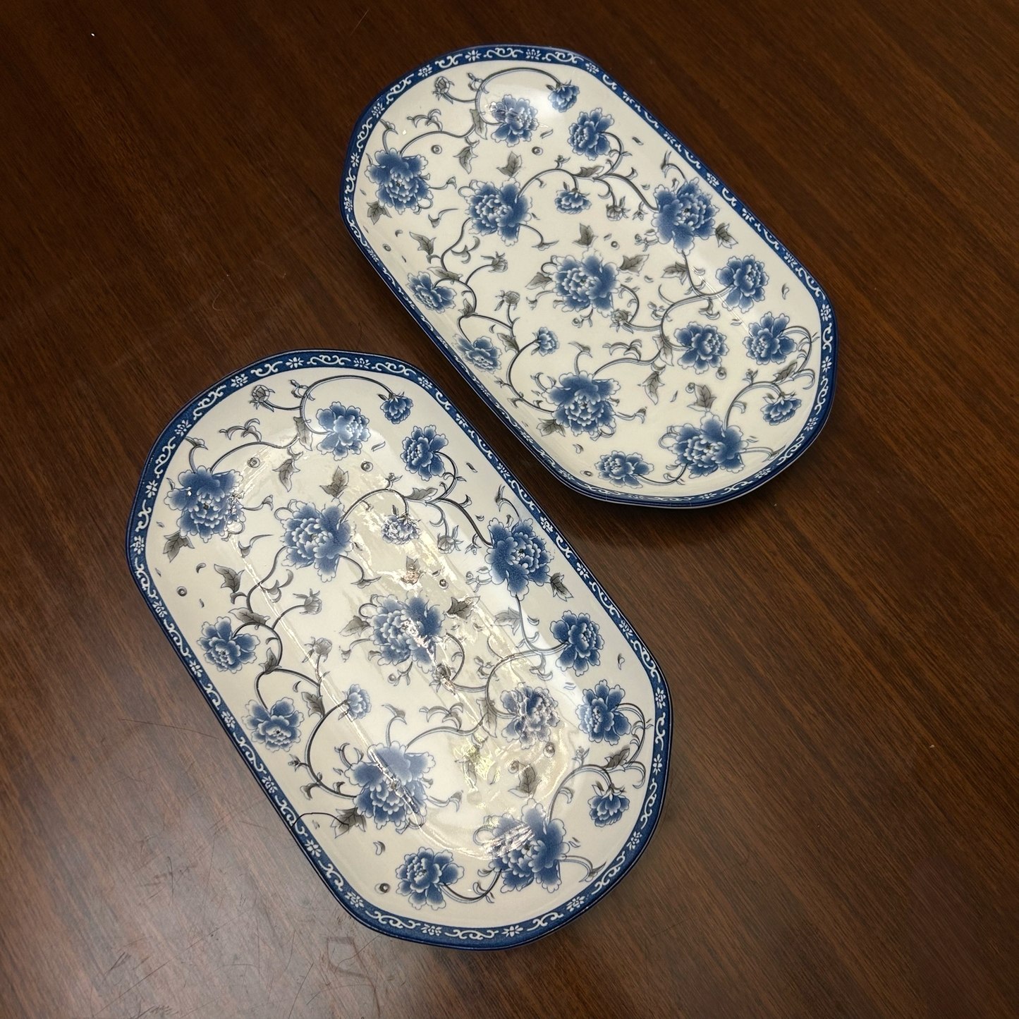 White and Blue Flower Design Serving Plates Set of 2