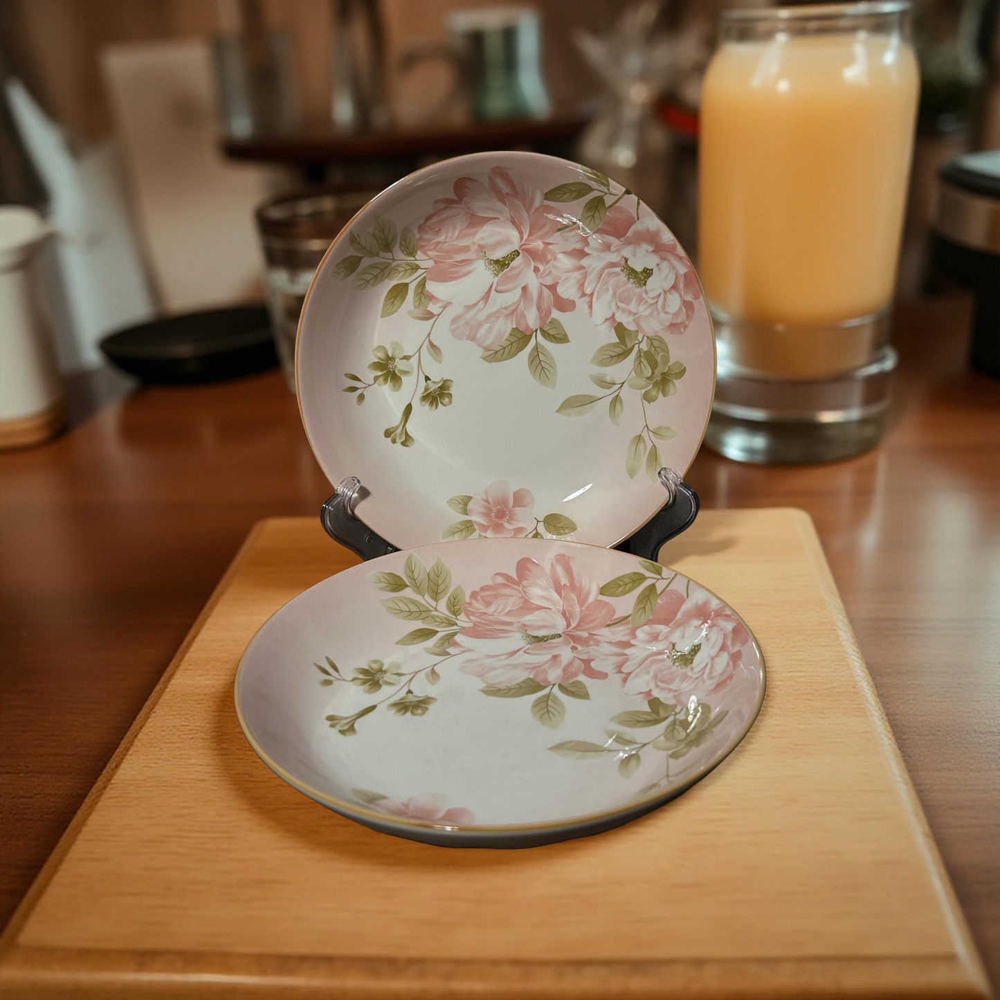 Charming Pink Rose Design Ceramic Plates Set of 2