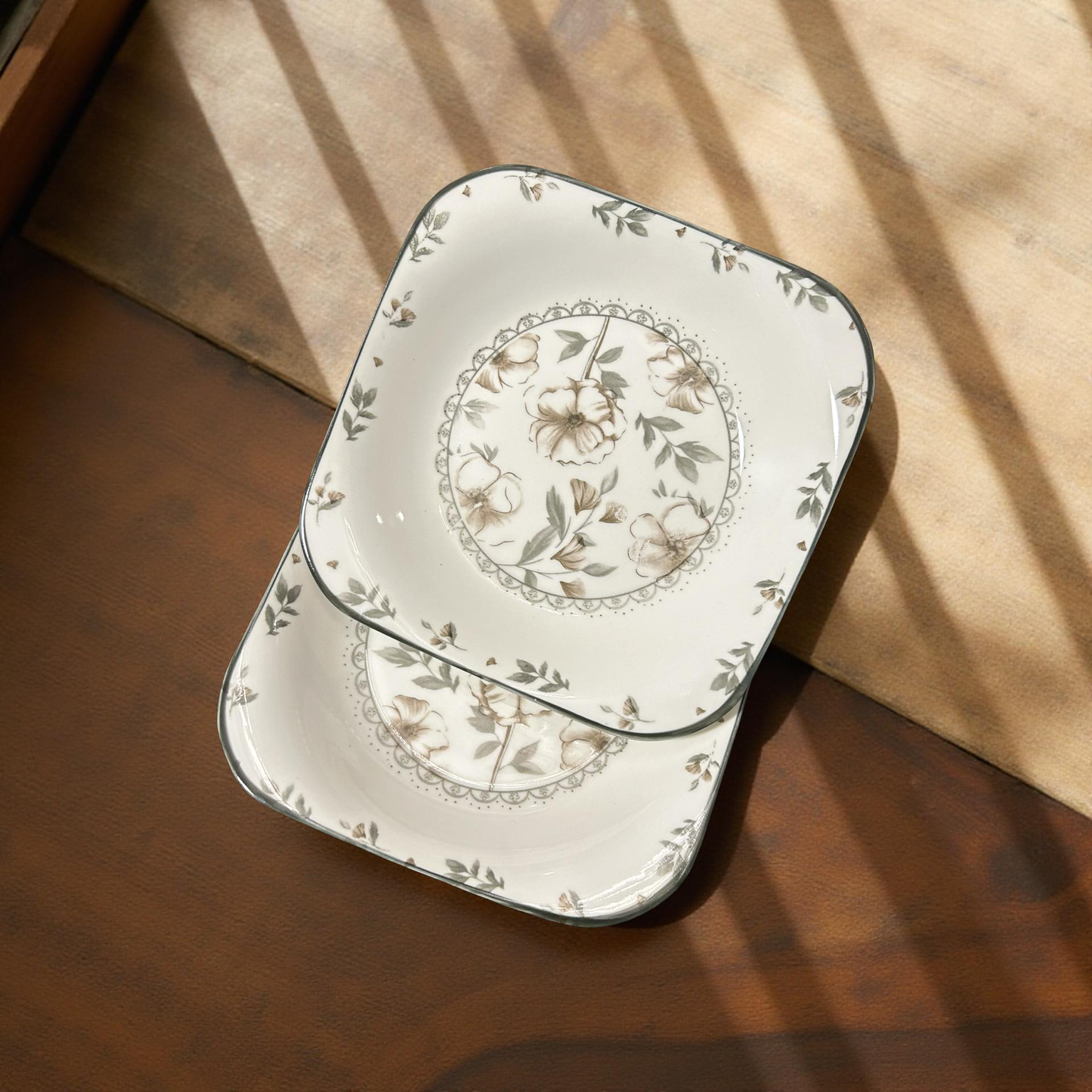 Square Ceramic Plates with Subtle Floral Motif Set of 2(M)