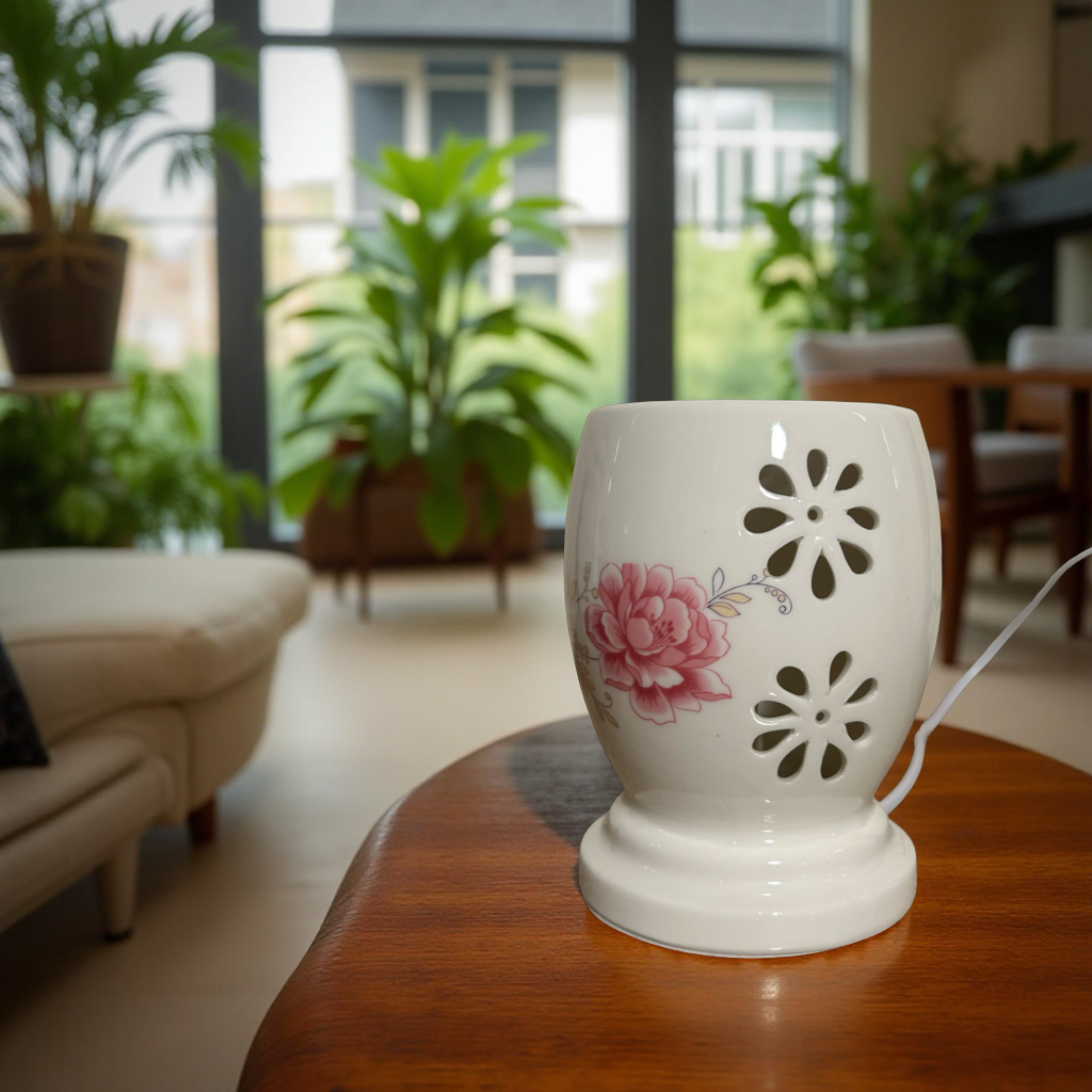 Elegant Ceramic Flower Cut Design Oil Diffuser Lamp