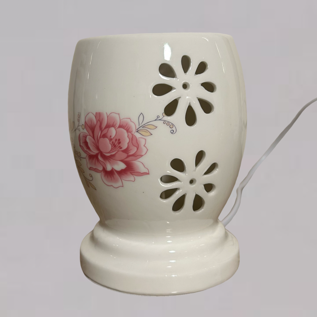 Elegant Ceramic Flower Cut Design Oil Diffuser Lamp