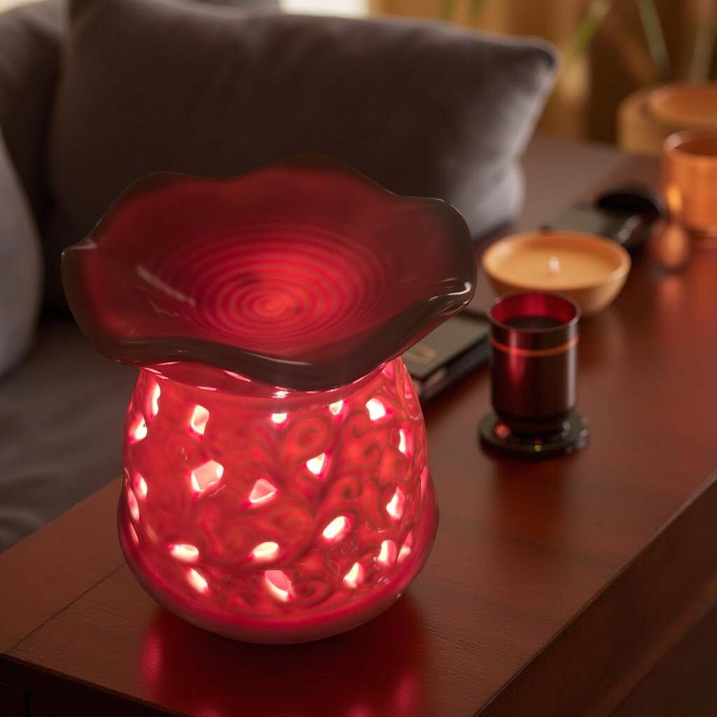 Elegant Ceramic Flower Cut Design Oil Diffuser Lamp