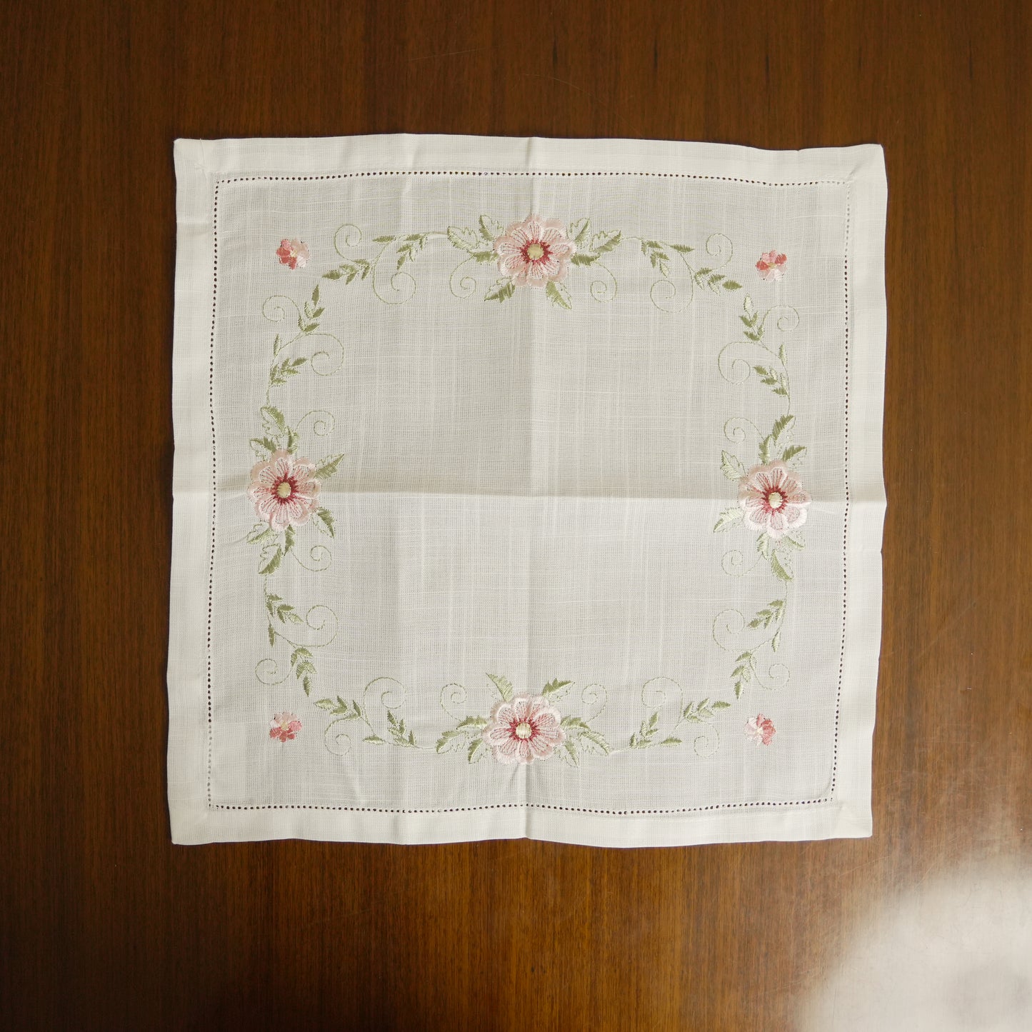 Premium Linen Embroidered Table Napkin (Set of 2)