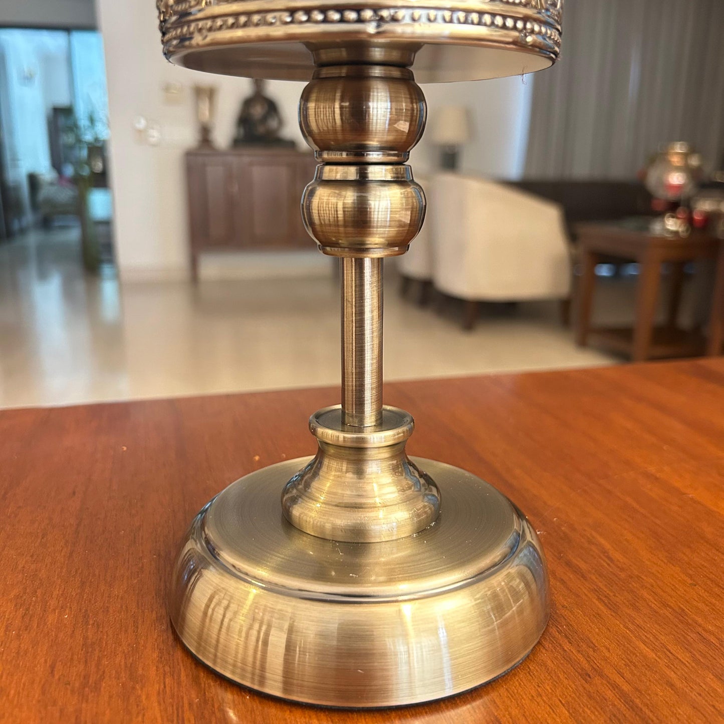 Elegant Glass & Metal Candle Holder (S)