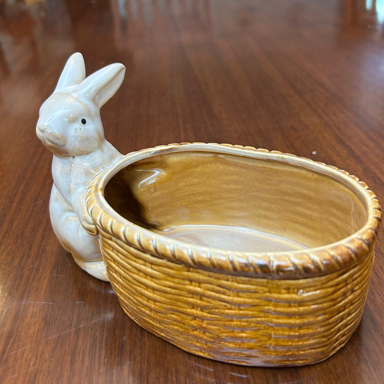 The Bunny Basket – Ceramic Rabbit Bowl Décor