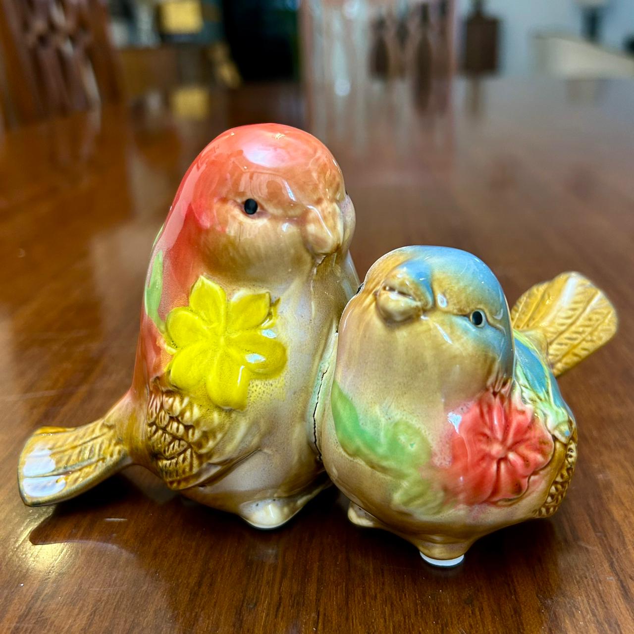 The Chirpy Duo – Ceramic Bird Couple Showpiece Set