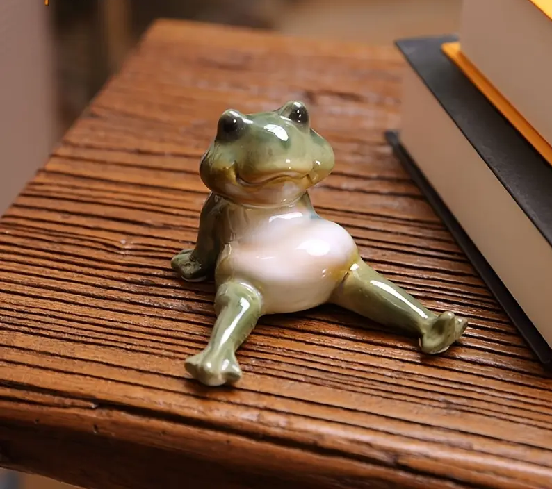 Quirky Frog Squad – Ceramic Figurine | Set of 4