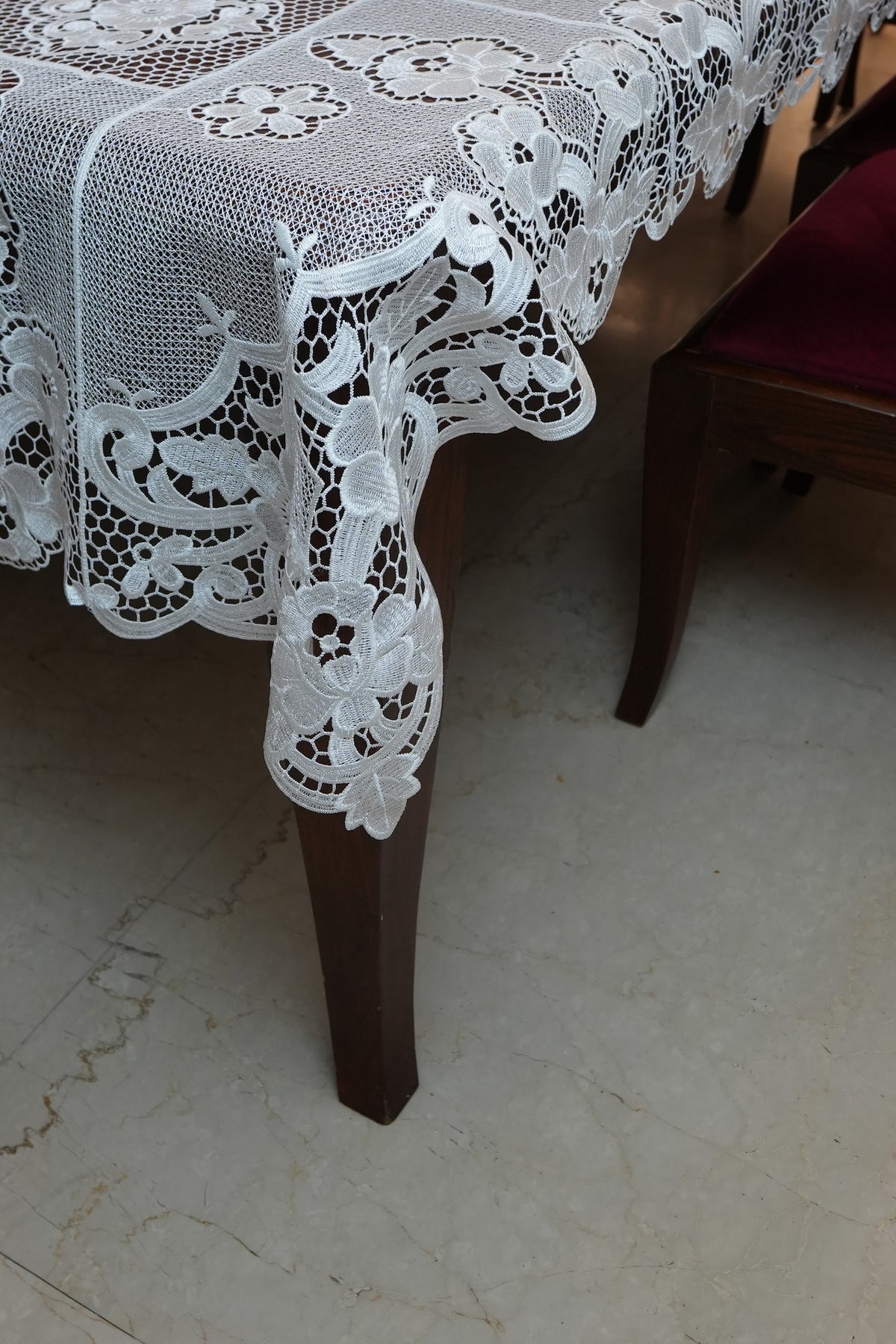 White Medallion Cutwork Lace Linen Table Sheet (6 Seater)
