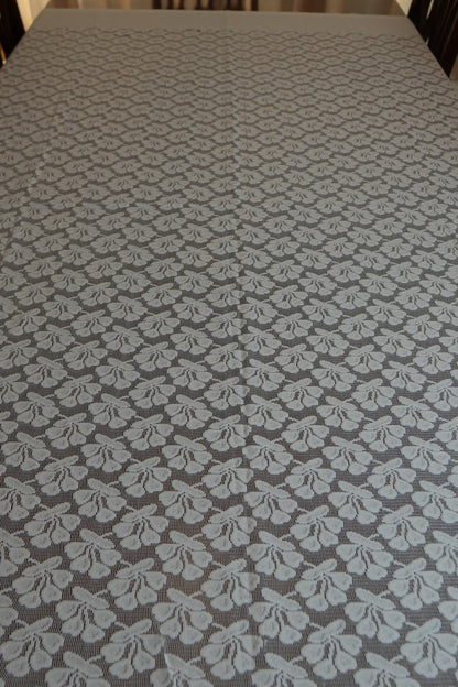 White Floral Bow Lace Table Sheet (6 Seater)
