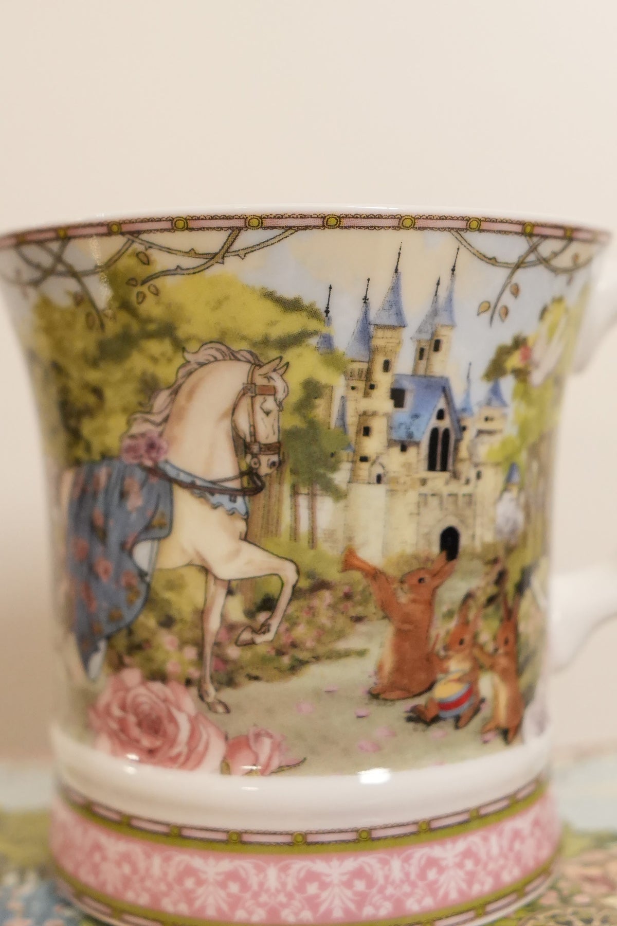 Enchanted Castle Ceramic Mug with Round Gift Box