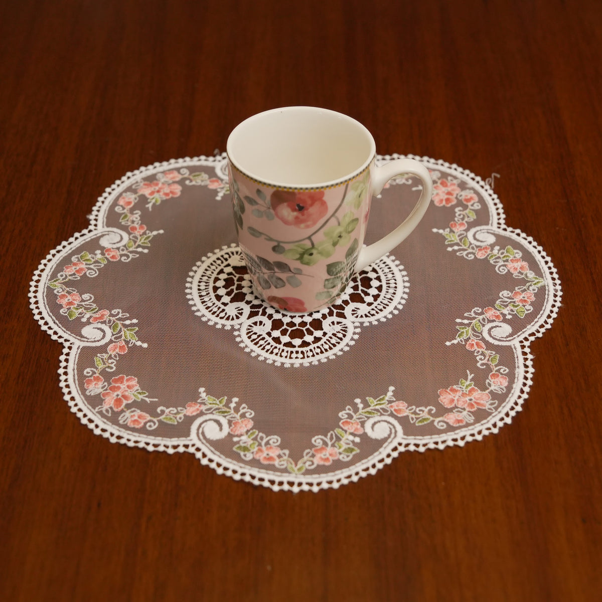 White Quatrefoil Lace & Pink Floral Small Round Table Mat (Set of 2)