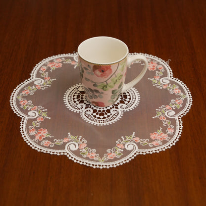 White Quatrefoil Lace & Pink Floral Small Round Table Mat (Set of 2)