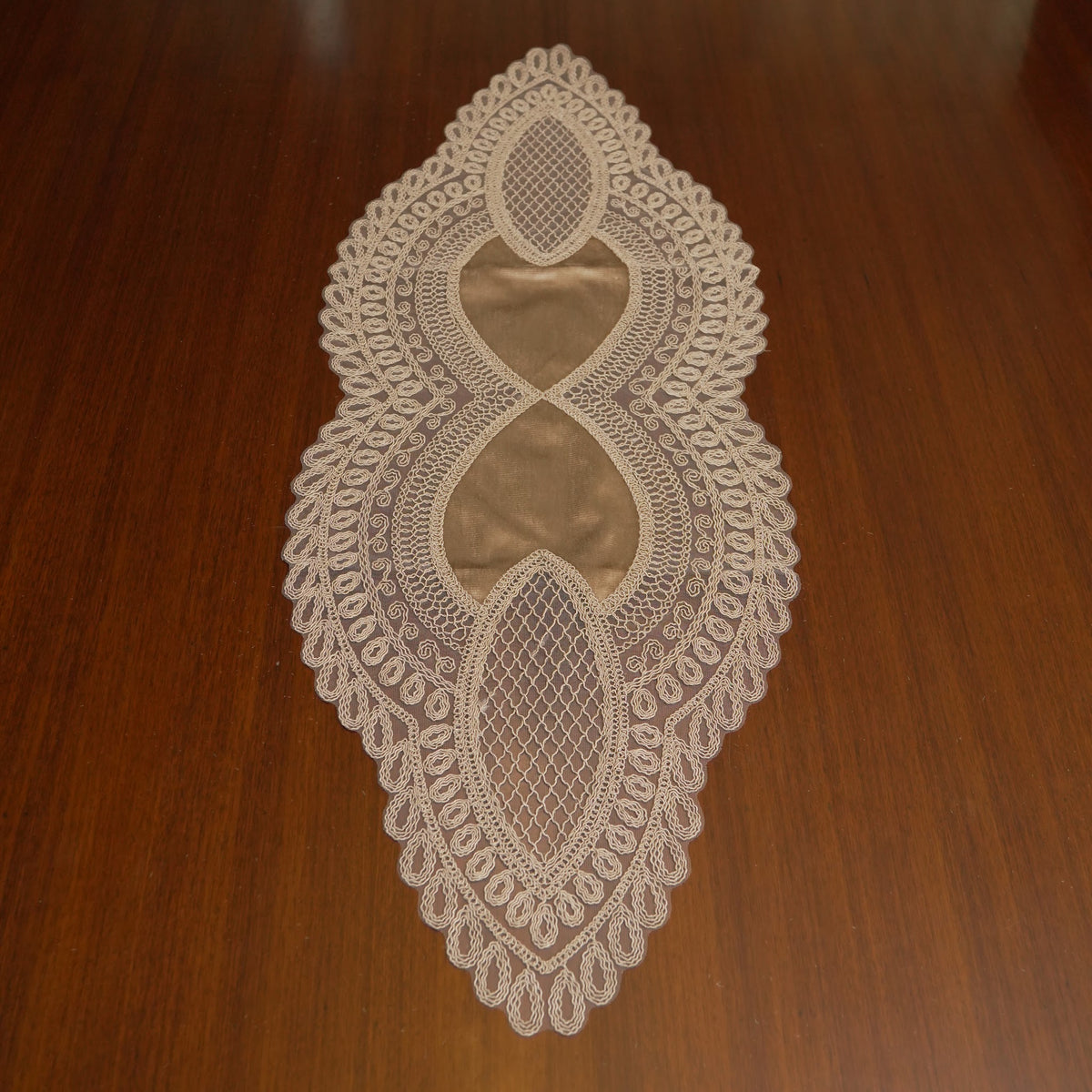 Taupe Satin Heart Lattice Lace Table Runner (Small)