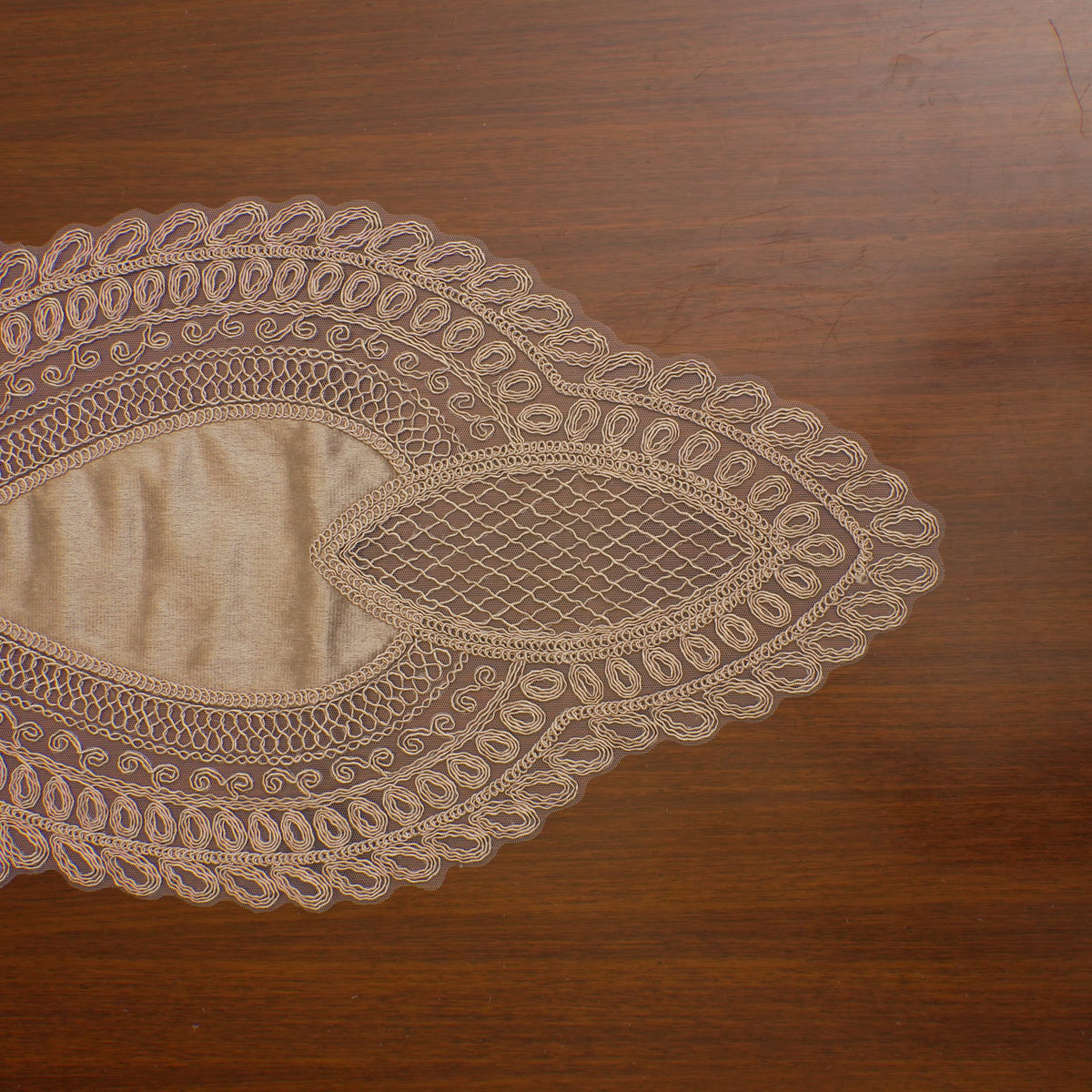 Taupe Satin Heart Lattice Lace Table Runner (Long)