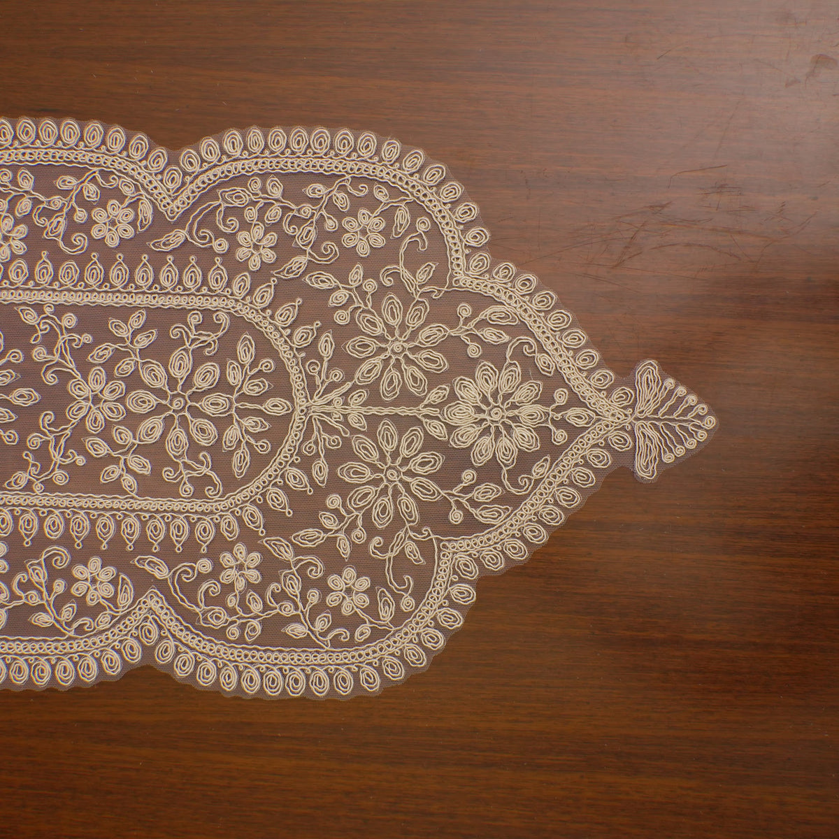 Ivory Greek Key Medallion Lace Table Runner (Long)