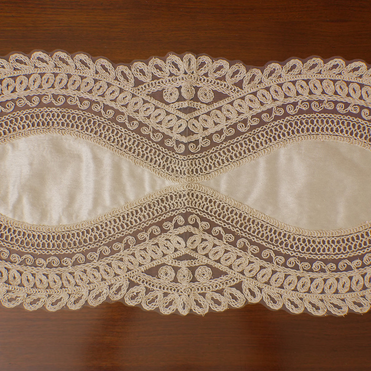 Ivory Satin Heart Lattice Lace Table Runner (Long)