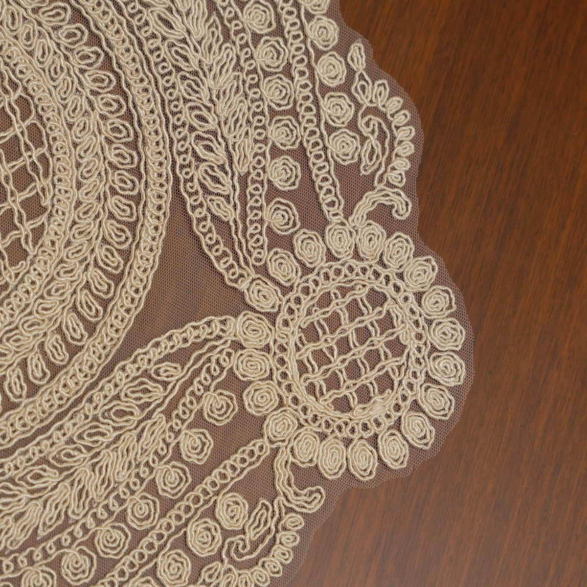 Beige Lattice Medallion Crochet Lace Oval Table Mat (Set of 2)