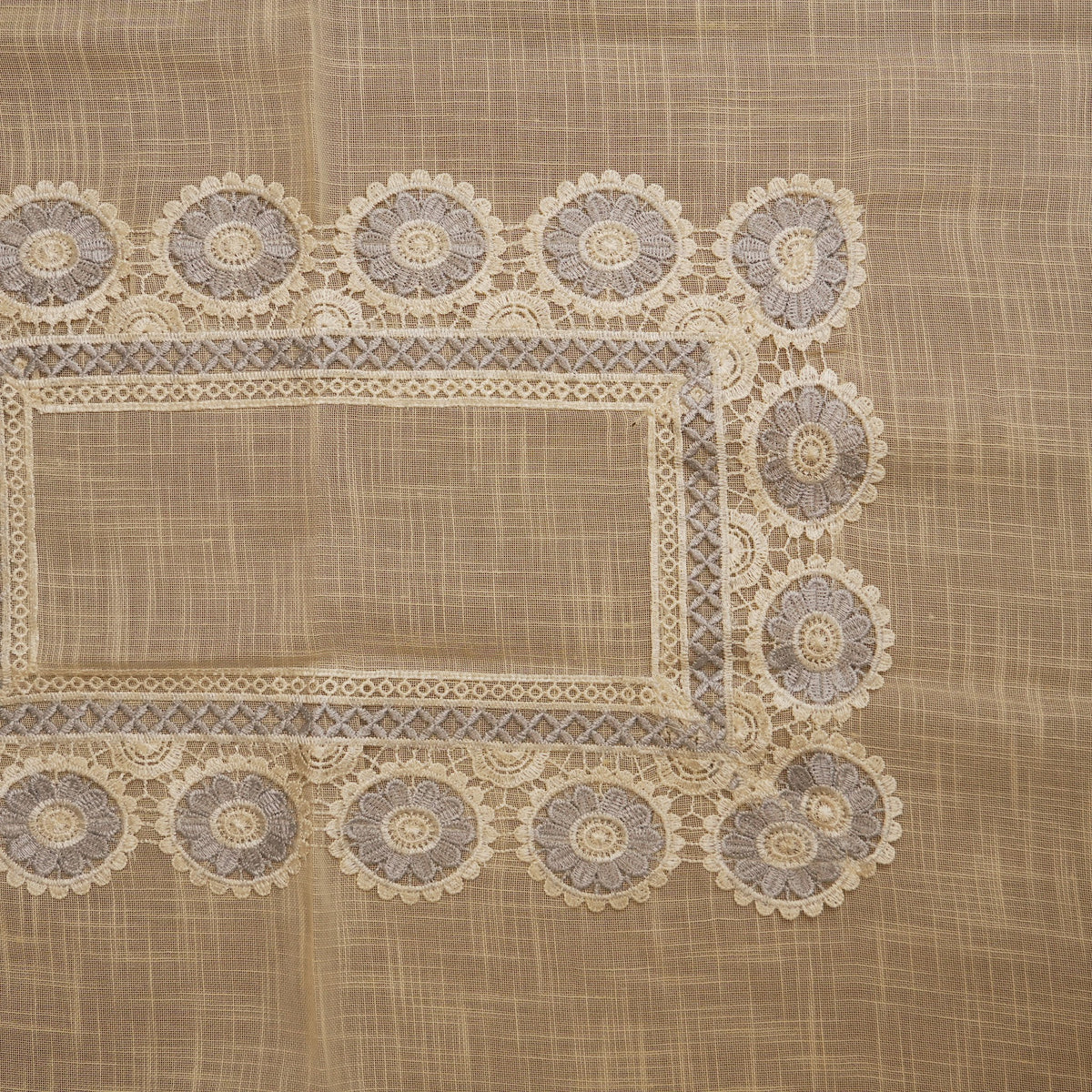 Top view of the grey medallion centre panel