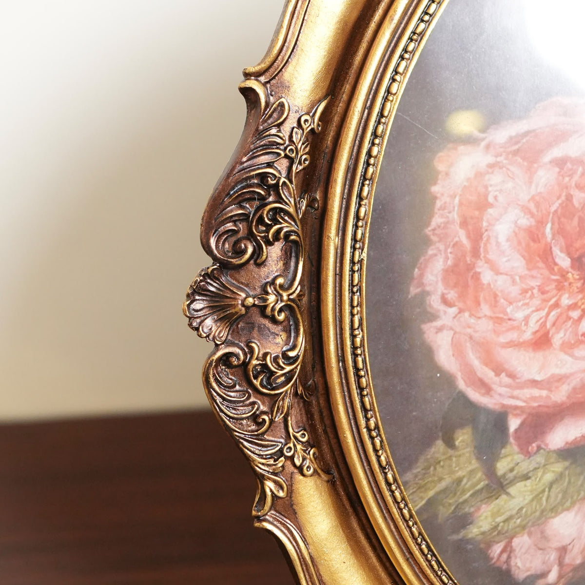 Gold Baroque Oval Photo Frame