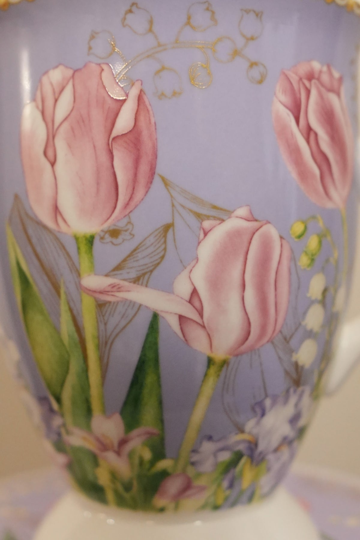Lilac Tulip Ceramic Mug with Round Gift Box