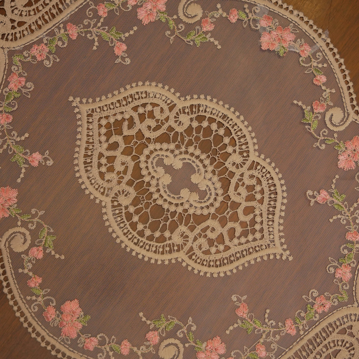Gold Lace & Pink Floral Vine Sheer Oval Table Mat (Set of 2)