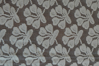 Ivory Floral Bow Lace Table Sheet (6 Seater)
