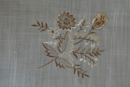 Ivory Embroidered Floral Spray Linen Table Sheet (6 Seater)