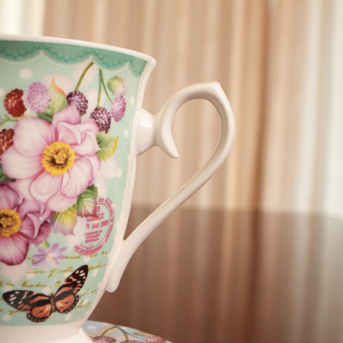 Mint Blossom Ceramic Mug with Round Gift Box