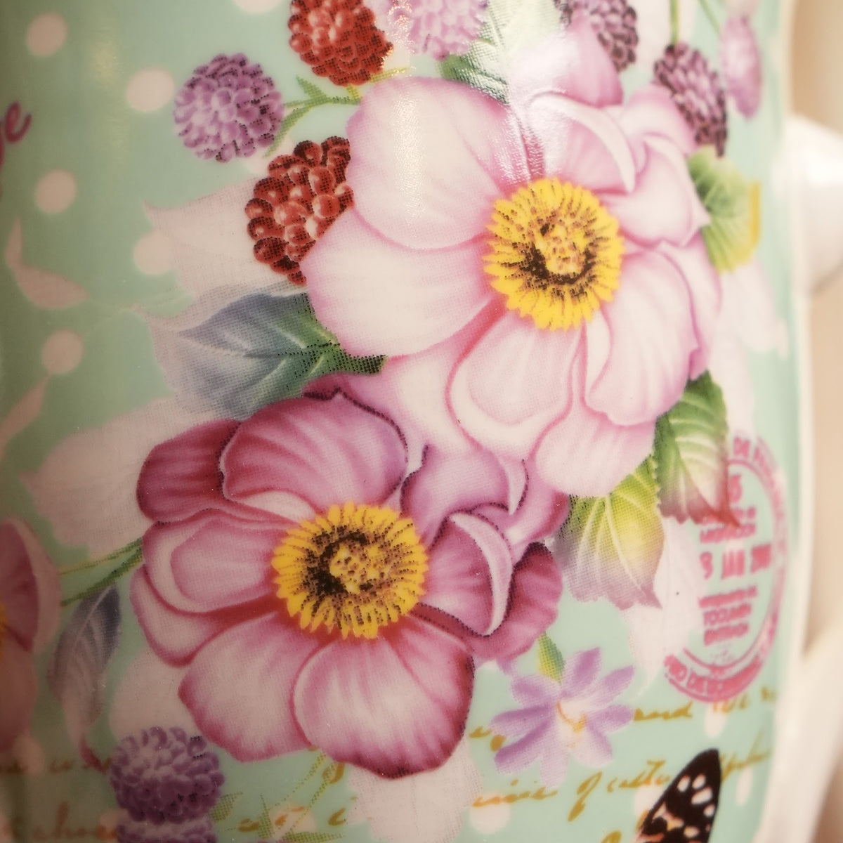 Mint Blossom Ceramic Mug with Round Gift Box
