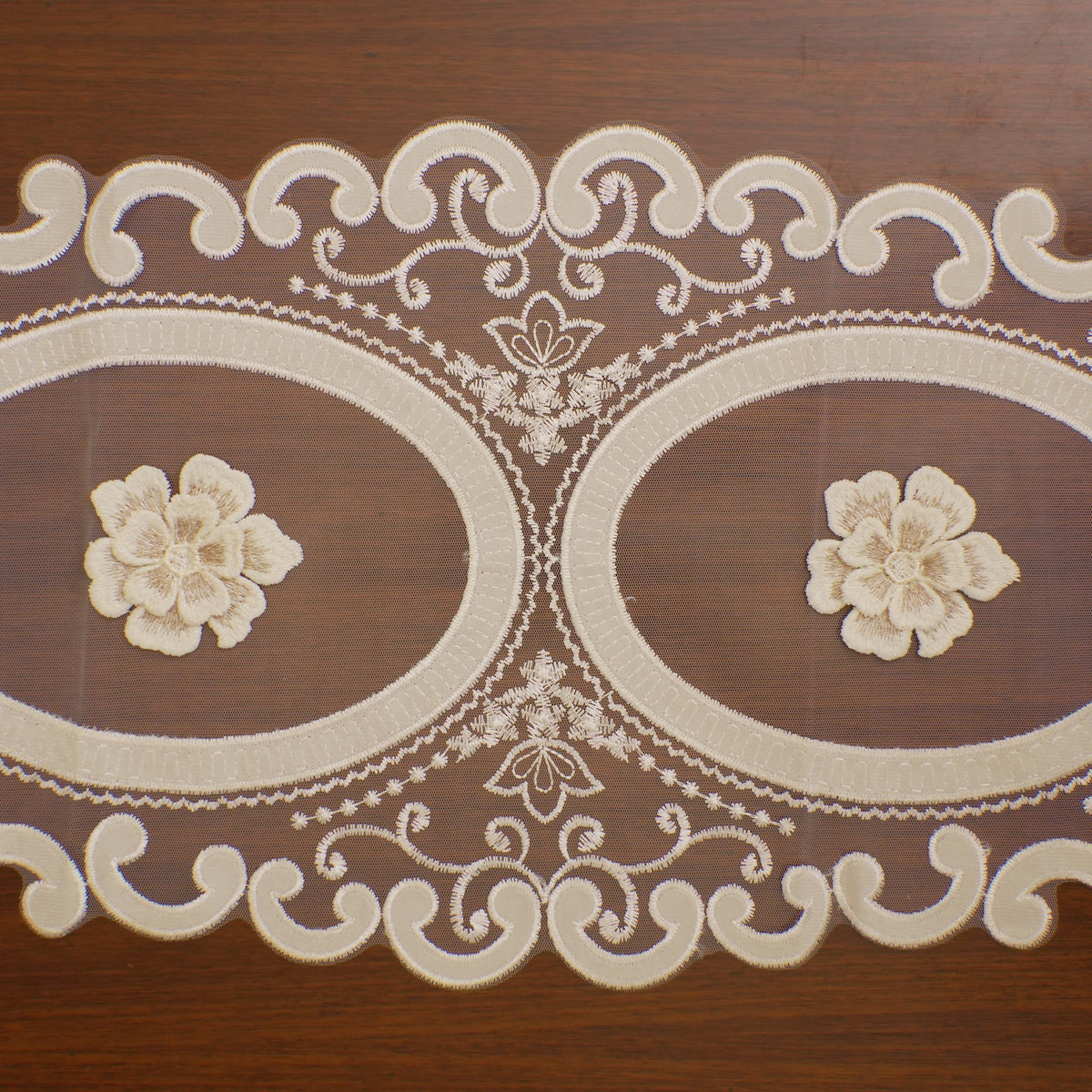 Ivory 3D Flower Oval Sheer Table Runner (Small)