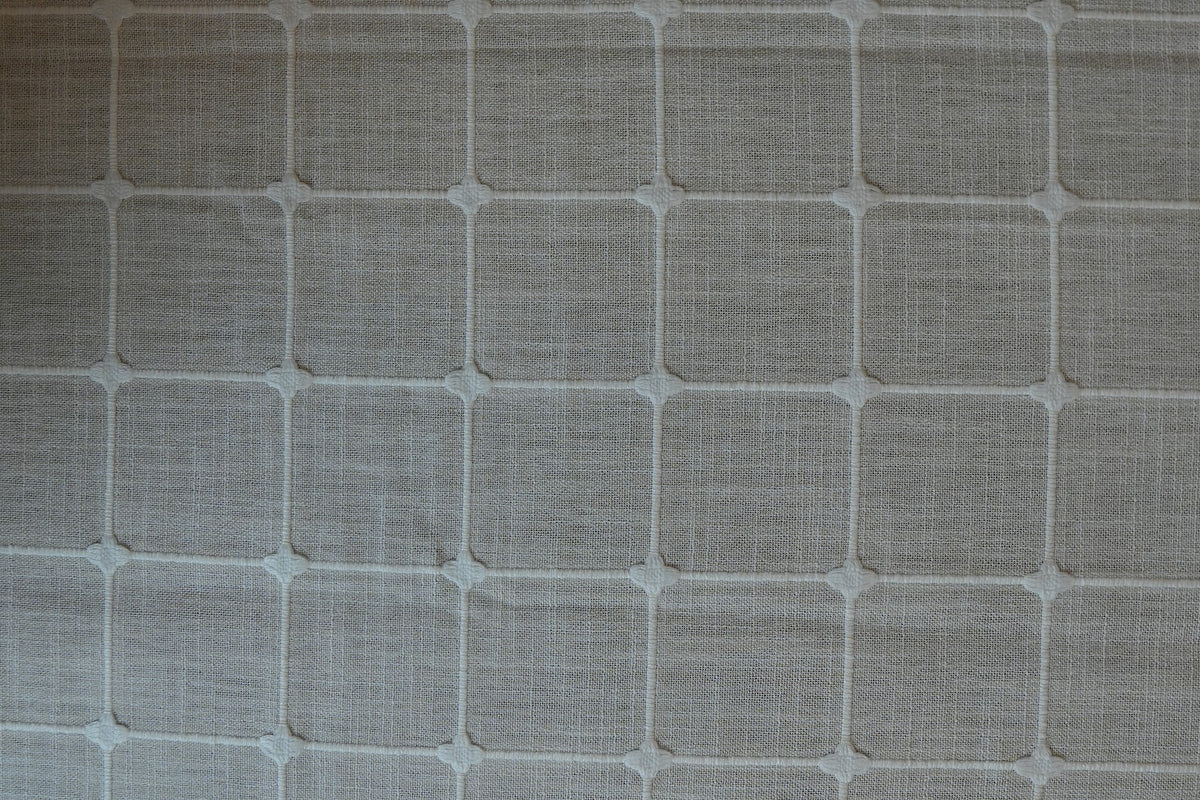 Light Beige Windowpane Check Table Cloth with Tassel Fringe (6 Seater)
